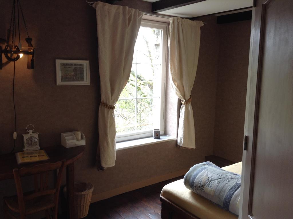 Aux Sources De L'Yonne Bed & Breakfast Glux-en-Glenne Ngoại thất bức ảnh