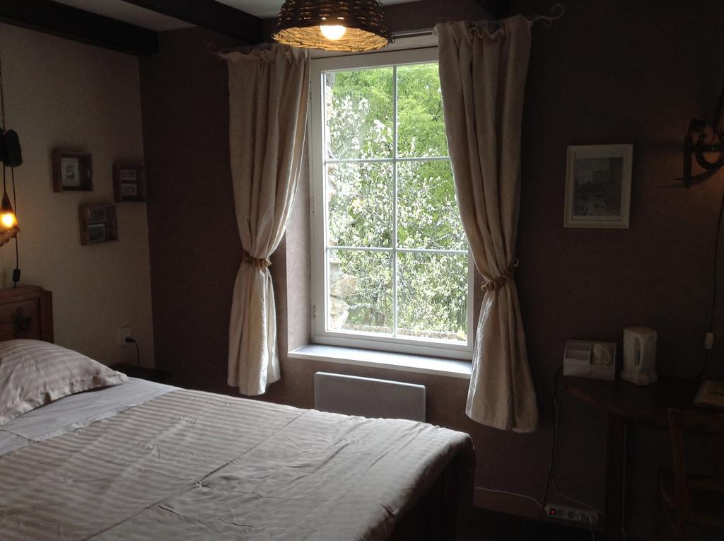 Aux Sources De L'Yonne Bed & Breakfast Glux-en-Glenne Ngoại thất bức ảnh